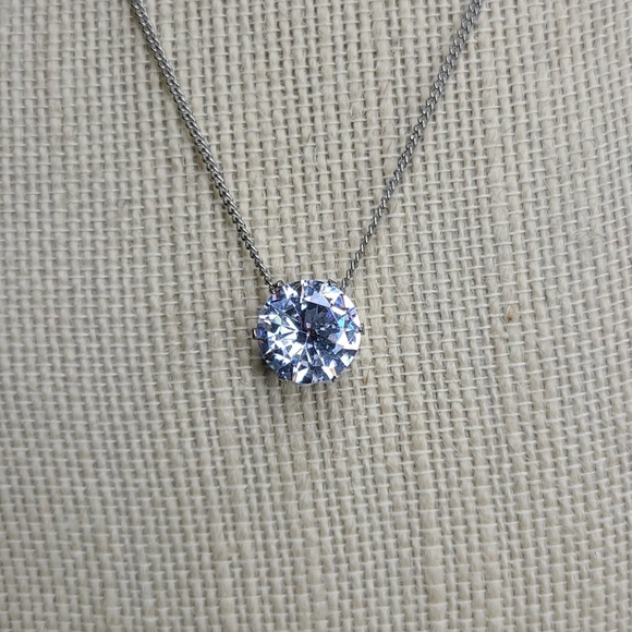 Paparazzi accessories solitaire pendant necklace - Picture 2 of 3